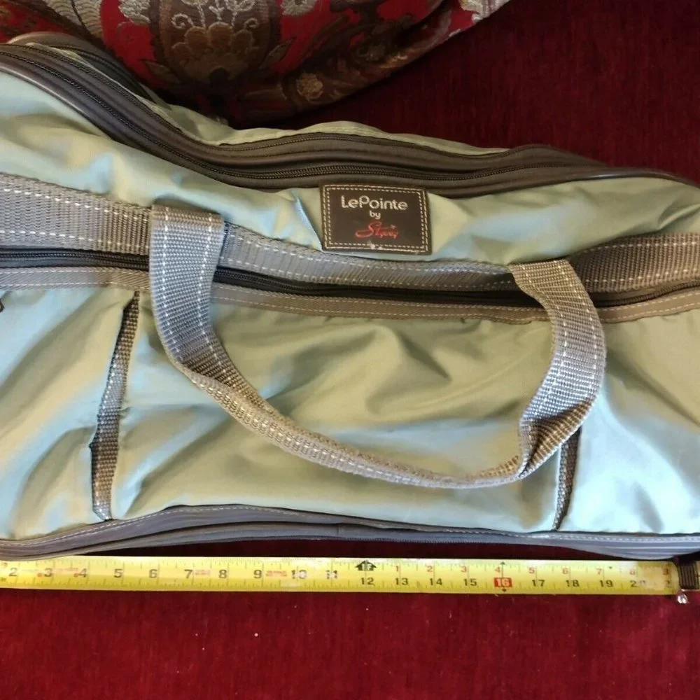 LePointe by Skyway Green Duffle Bag Carry On Travel Bag Shoulder Strap - VINTAGE